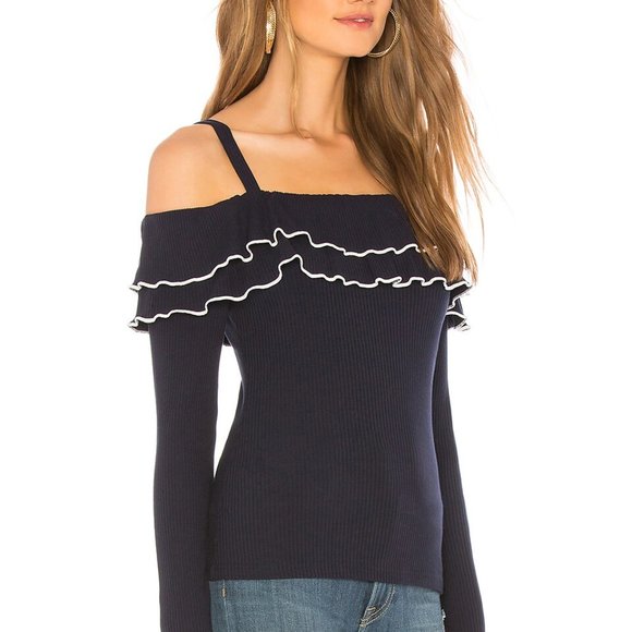 Revolve Top - Picture 2 of 6